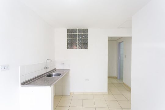 Cozinha de casa à venda com 1 quarto, 20m² em Rio Pequeno, São Paulo