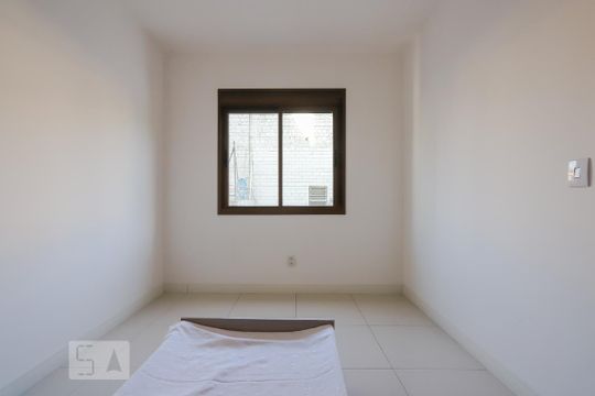 Quarto 2 de apartamento à venda com 2 quartos, 75m² em São João, Porto Alegre
