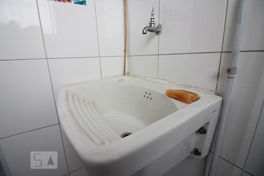 Detalhes da Área de Serviço de apartamento para alugar com 1 quarto, 39m² em Baeta Neves, São Bernardo do Campo