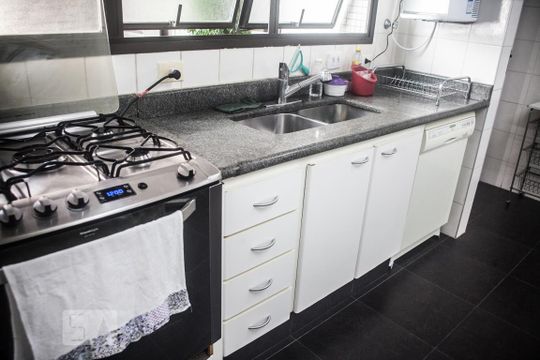 Cozinha - Armários de apartamento à venda com 4 quartos, 263m² em Higienópolis, São Paulo