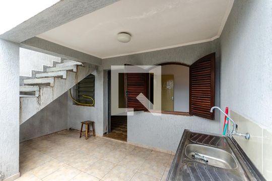Área comum de casa à venda com 3 quartos, 198m² em Piqueri, São Paulo