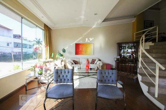 Sala de casa à venda com 5 quartos, 600m² em Jardim Franca, São Paulo