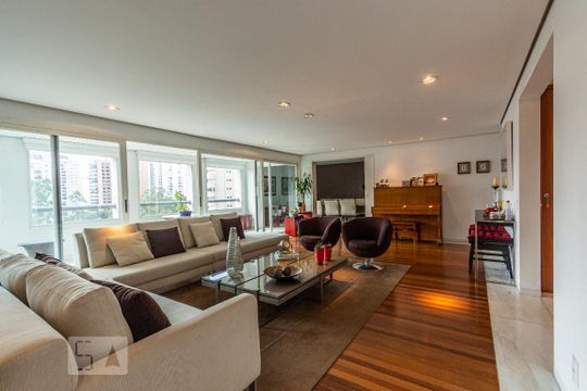 Sala de apartamento à venda com 4 quartos, 280m² em Jardim Londrina, São Paulo