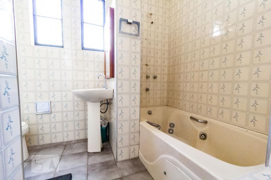 Banheiro de casa à venda com 3 quartos, 280m² em Brooklin Paulista, São Paulo