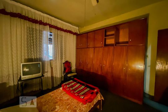 Quarto de casa à venda com 3 quartos, 210m² em Chácara Mafalda, São Paulo