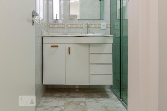 Banheiro Social de apartamento para alugar com 2 quartos, 75m² em Vila da Saúde, São Paulo