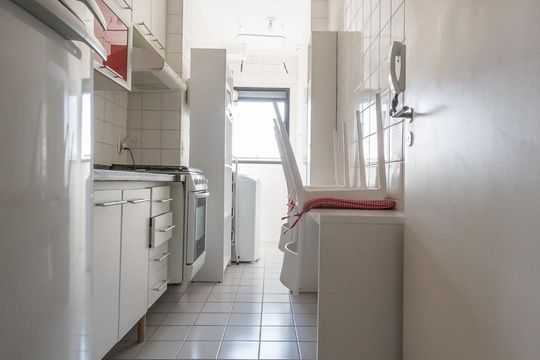 Cozinha de apartamento para alugar com 2 quartos, 50m² em Chácara Santo Antônio (zona Sul), São Paulo