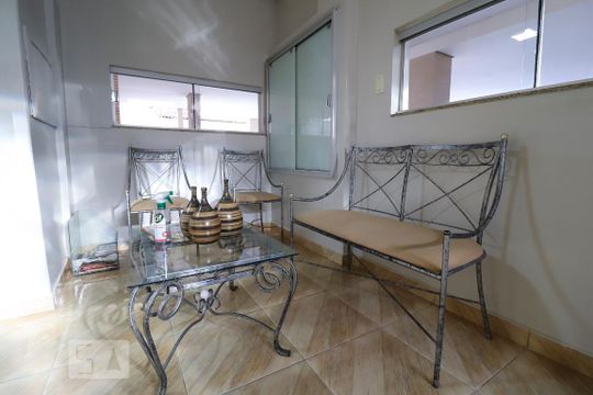 Hall de entrada de apartamento à venda com 2 quartos, 65m² em Setor Pedro Ludovico, Goiânia
