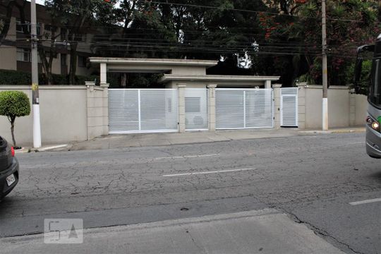 Fachada e portaria de apartamento para alugar com 2 quartos, 75m² em Parque Residencial da Lapa, São Paulo