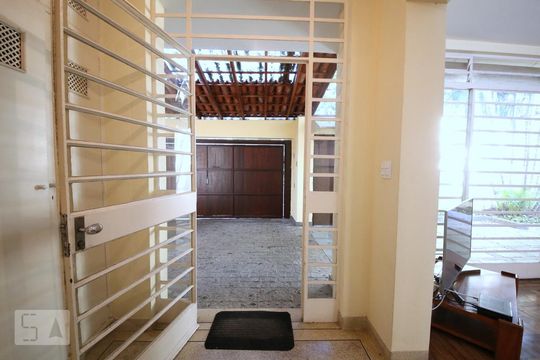 Sala -- Garagem de casa para alugar com 4 quartos, 280m² em Brooklin Paulista, São Paulo