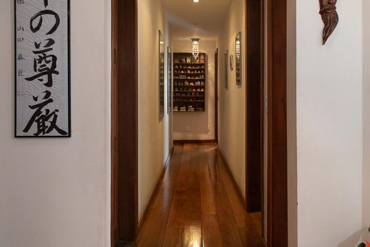 Corredor de apartamento à venda com 3 quartos, 372m² em Recreio dos Bandeirantes, Rio de Janeiro