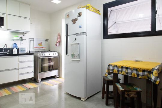 Cozinha de apartamento à venda com 3 quartos, 372m² em Recreio dos Bandeirantes, Rio de Janeiro