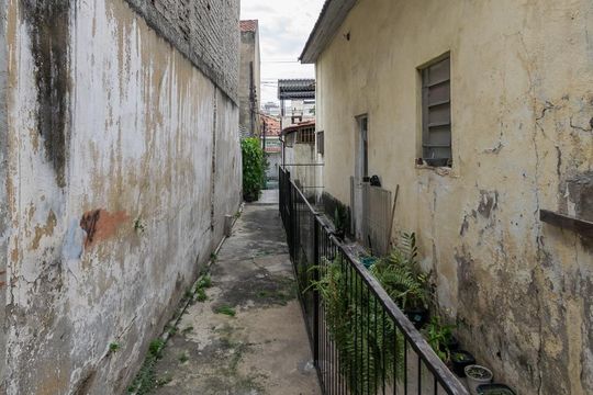 Área comum de acesso de casa à venda com 2 quartos, 150m² em Penha, Rio de Janeiro