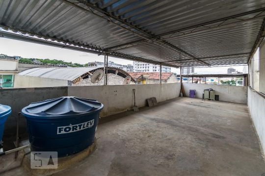 Terraço de casa à venda com 2 quartos, 150m² em Penha, Rio de Janeiro