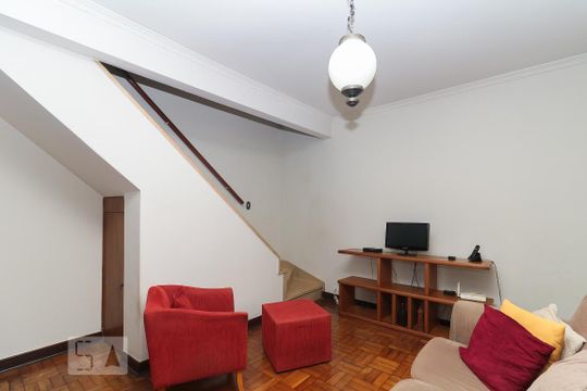 Sala de casa para alugar com 2 quartos, 119m² em Centro, Osasco