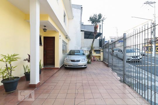 Quintal de casa para alugar com 2 quartos, 119m² em Centro, Osasco
