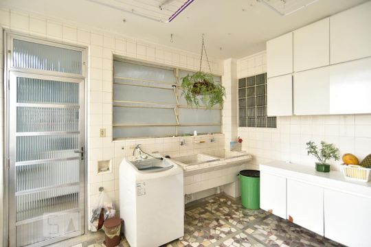 Área de serviço de apartamento para alugar com 5 quartos, 327m² em Mooca, São Paulo