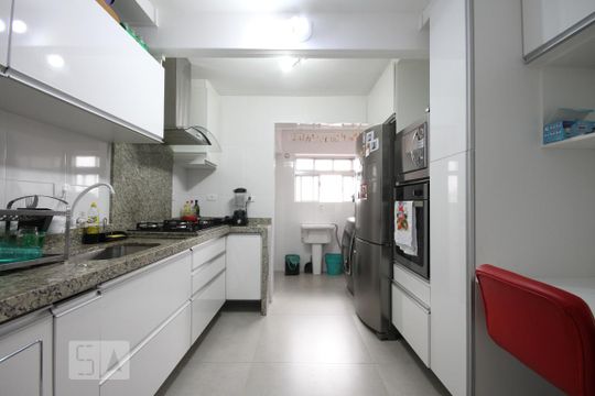 Cozinha de apartamento à venda com 3 quartos, 65m² em Vila Monumento, São Paulo