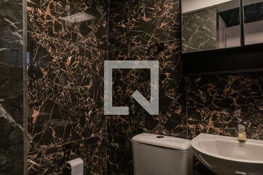 Banheiro da Suíte de apartamento para alugar com 1 quarto, 46m² em Perdizes, São Paulo