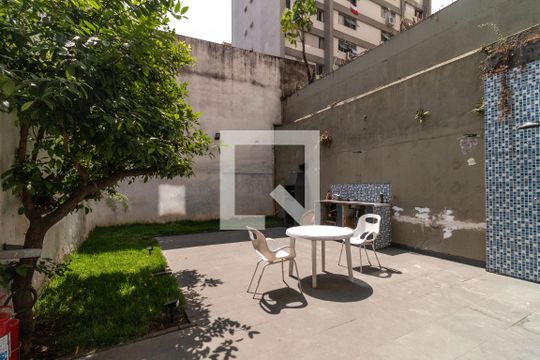 Quintal de apartamento para alugar com 1 quarto, 46m² em Perdizes, São Paulo