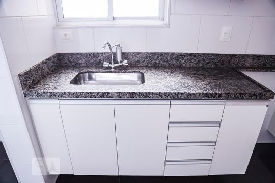 Cozinha de apartamento à venda com 2 quartos, 100m² em Engenho Nogueira, Belo Horizonte