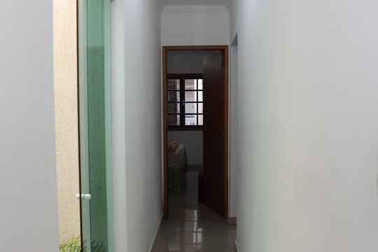 Corredor de acesso aos quartos de casa à venda com 3 quartos, 150m² em Vila Santa Izabel, São Bernardo do Campo