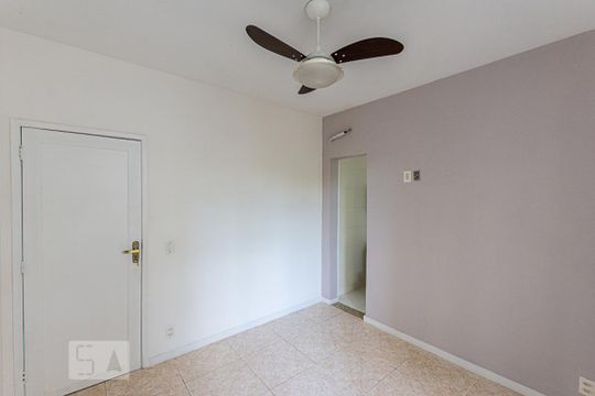 Suite 1 de apartamento à venda com 3 quartos, 80m² em Ingá, Niterói