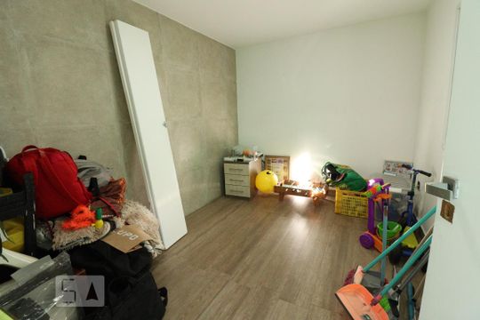 Quarto de Serviço de casa à venda com 3 quartos, 135m² em Vila Moraes, São Paulo