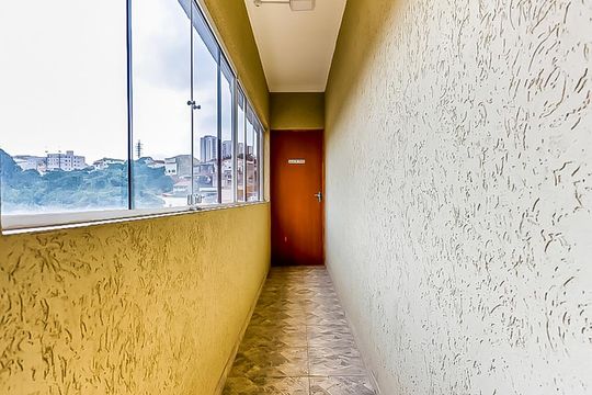 Corredor de apartamento para alugar com 2 quartos, 52m² em Vila Guilherme, São Paulo