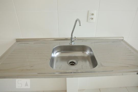 Cozinha de apartamento para alugar com 2 quartos, 40m² em Cambuci, São Paulo