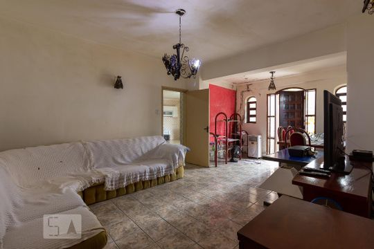 Casa para alugar com 2 quartos, 210m² em Centro, Barueri