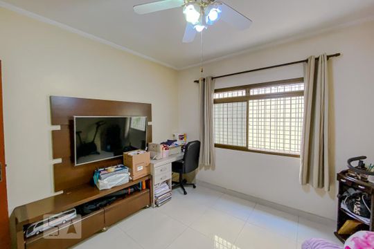 Escritorio de casa à venda com 4 quartos, 190m² em Vila Carrão, São Paulo