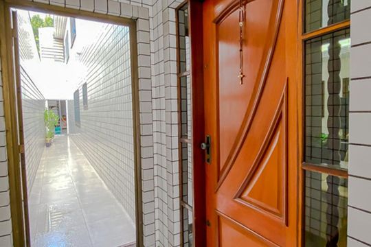 Entrada de casa à venda com 4 quartos, 190m² em Vila Carrão, São Paulo
