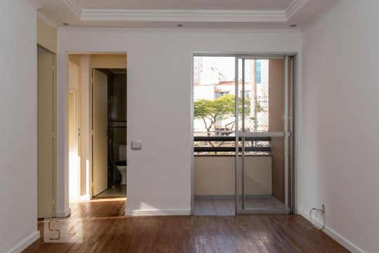Sala de apartamento para alugar com 2 quartos, 45m² em Vila Guarani (z Sul), São Paulo