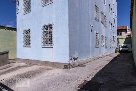 Garagem de apartamento para alugar com 3 quartos, 70m² em João Pinheiro, Belo Horizonte