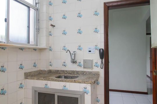 Cozinha de apartamento para alugar com 1 quarto, 40m² em Santa Teresa, Rio de Janeiro