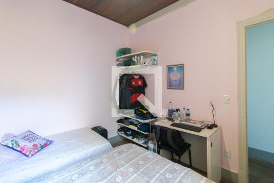 Quarto 3 de casa à venda com 4 quartos, 180m² em Centro Histórico, Porto Alegre