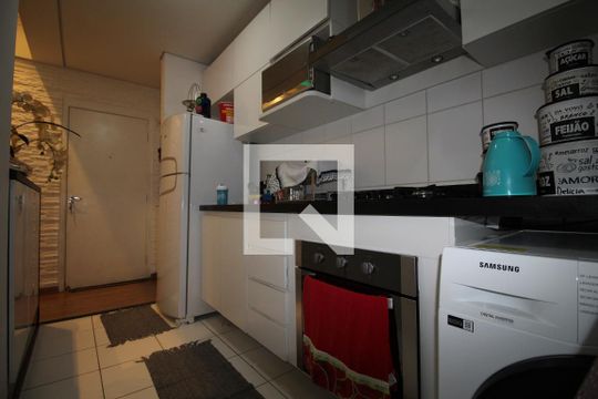 Cozinha de apartamento à venda com 2 quartos, 69m² em Jardim Modelo, São Paulo