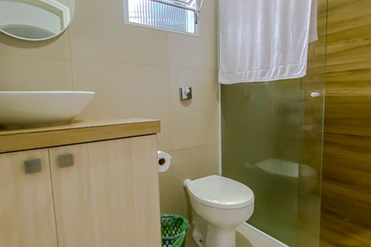 Banheiro de casa à venda com 2 quartos, 120m² em Vila Califórnia, São Paulo