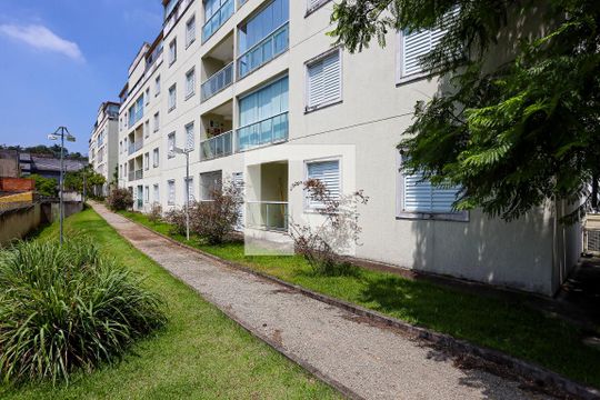 Área comum - caminhada de apartamento para alugar com 2 quartos, 50m² em Jardim Santa Izabel, Cotia