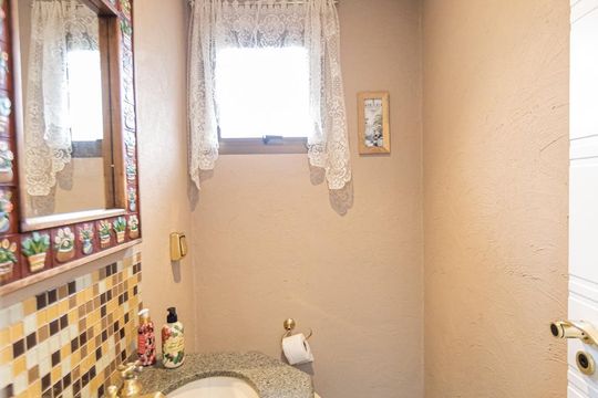 Lavabo de apartamento para alugar com 3 quartos, 140m² em Parque da Mooca, São Paulo