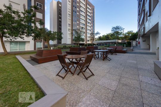 Apartamento à venda com 4 quartos, 160m² em Menino Deus, Porto Alegre