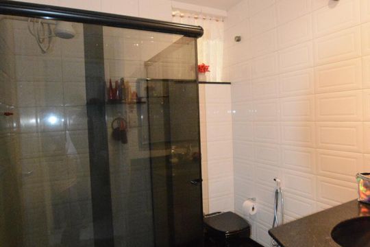 Banheiro Social de apartamento à venda com 3 quartos, 90m² em Bonsucesso, Rio de Janeiro