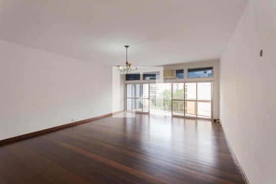 Sala de apartamento à venda com 3 quartos, 180m² em Tijuca, Rio de Janeiro