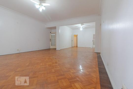 Sala de apartamento à venda com 4 quartos, 150m² em Copacabana, Rio de Janeiro