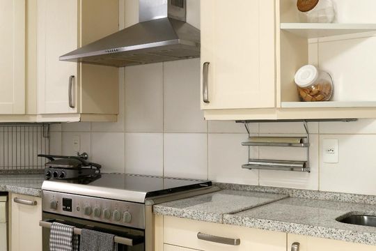 Cozinha - Armários de apartamento à venda com 3 quartos, 302m² em Real Parque, São Paulo