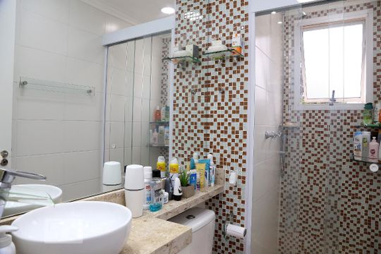 Banheiro de apartamento à venda com 2 quartos, 43m² em Jardim Novo Taboao, São Paulo