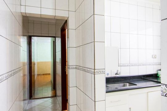 Corredor de casa à venda com 3 quartos, 100m² em Vila Valparaiso, Santo André