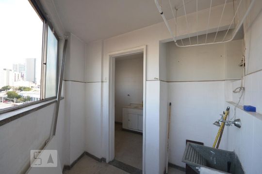 Area de Serviço de apartamento para alugar com 1 quarto, 40m² em Sé, São Paulo