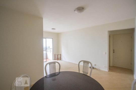 Sala de apartamento à venda com 2 quartos, 74m² em Campo Belo, São Paulo